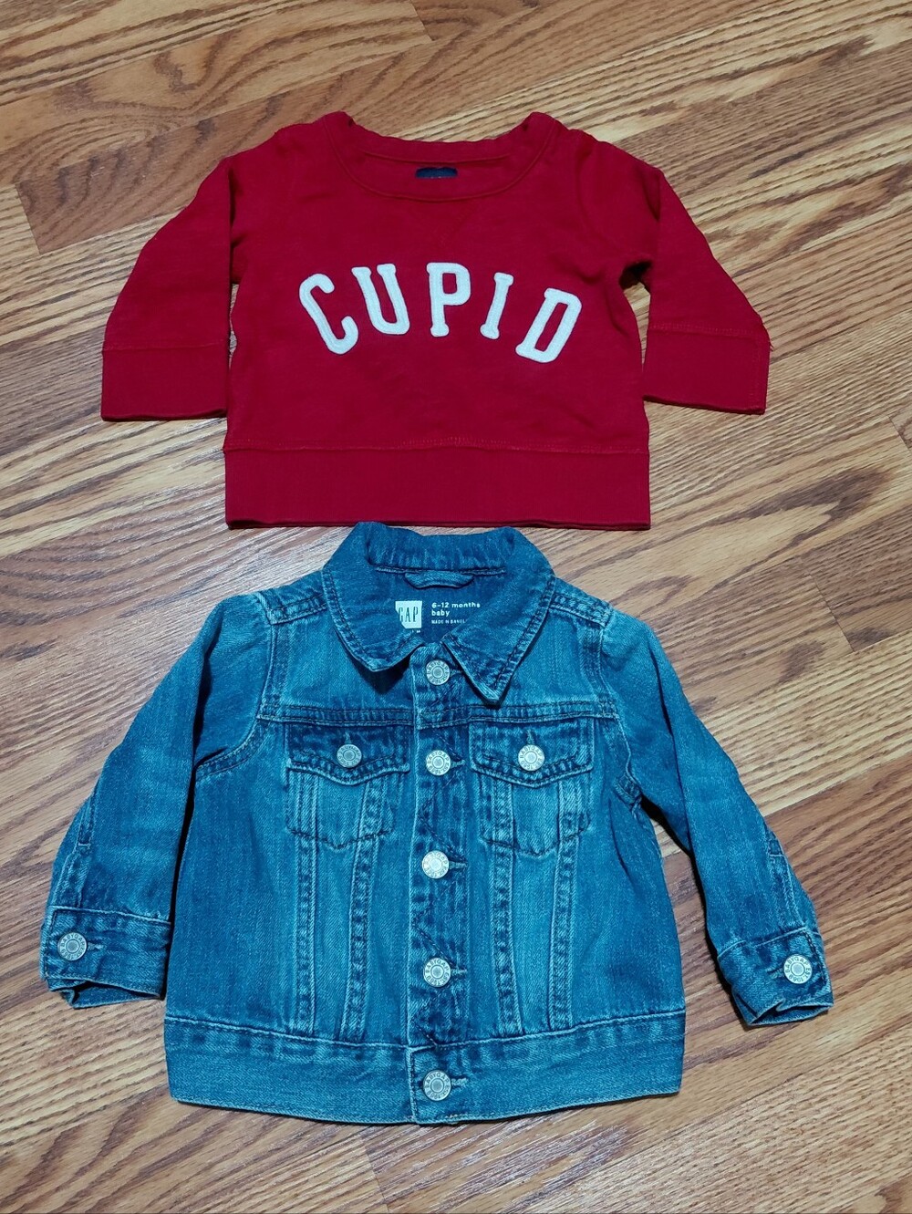 Gap Baby Denim Jacket Red Cupid Sweatshirt Bundle Size 6-12 Months Infant Clothe